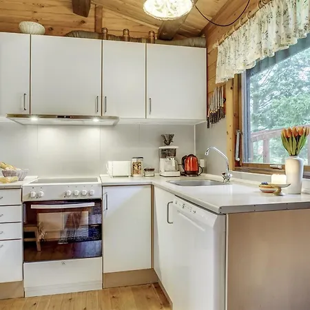 Artur - 1-5km From The Sea By Interhome *