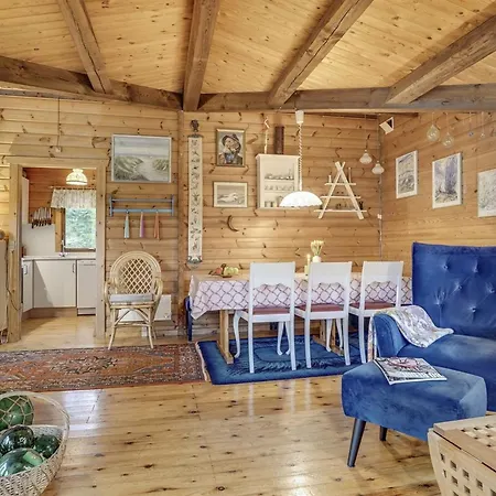 Artur - 1-5km From The Sea By Interhome